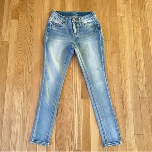 Time and Tru Skinny Jeans Sz-4
